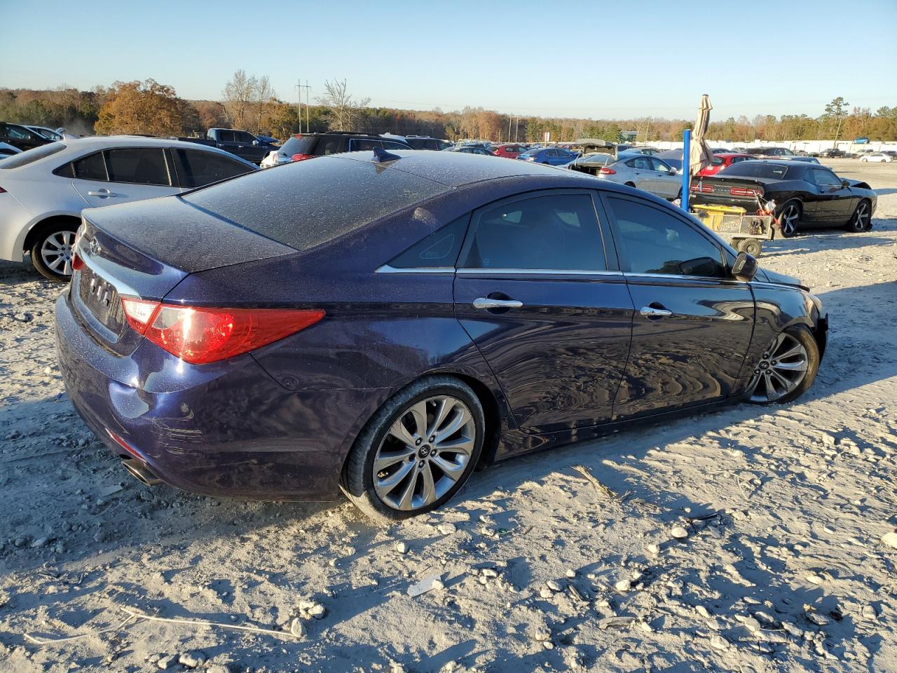 2012 Hyundai Sonata - Image 3