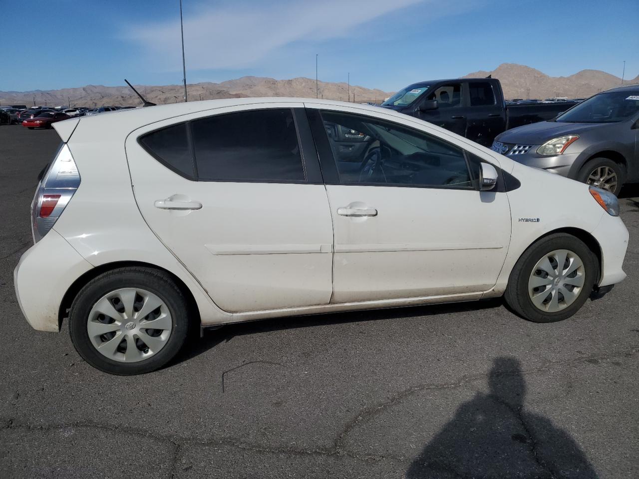 VIN JTDKDTB37D1536692 2013 TOYOTA PRIUS no.3