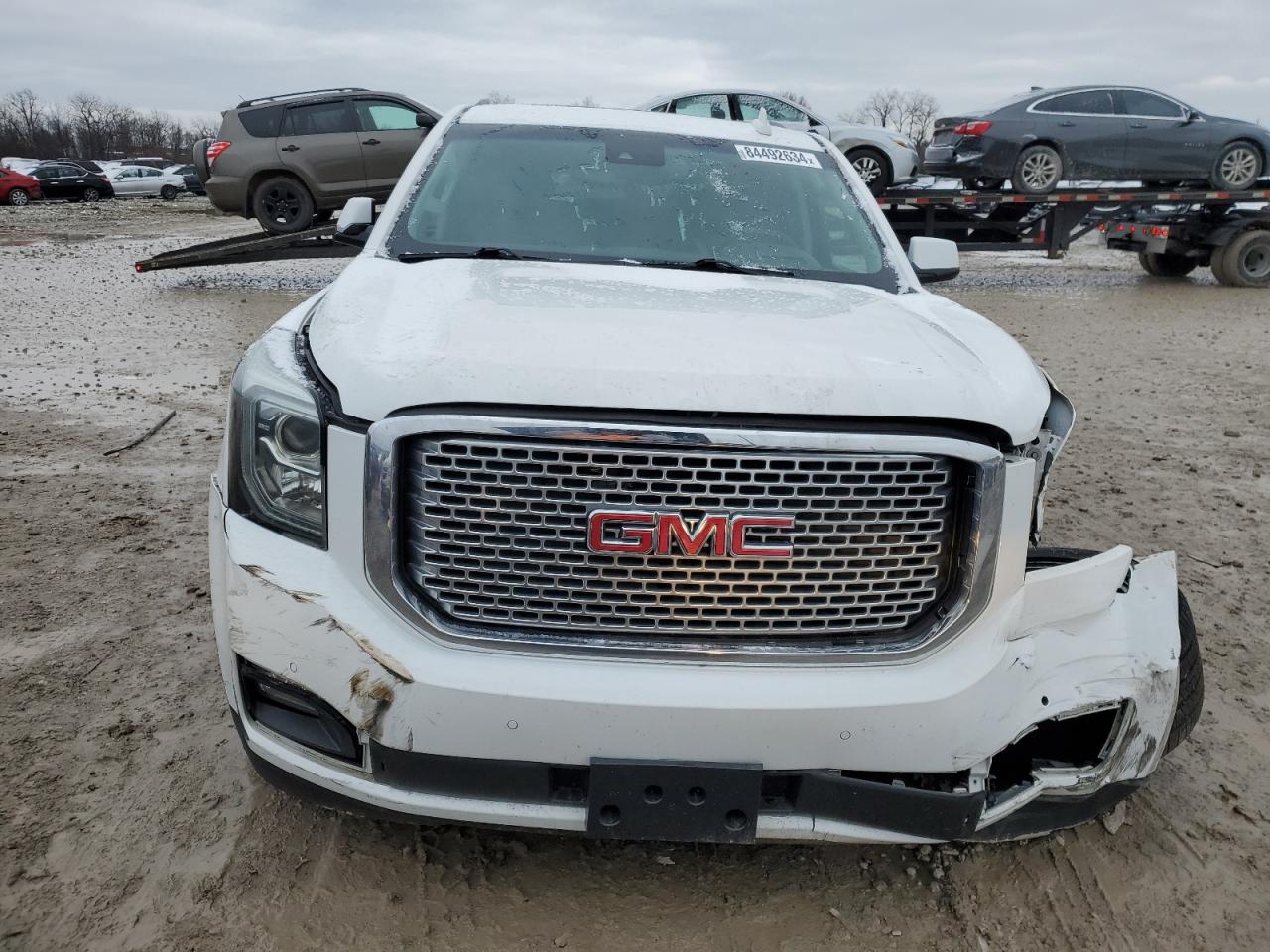 2017 GMC Yukon - Image 5
