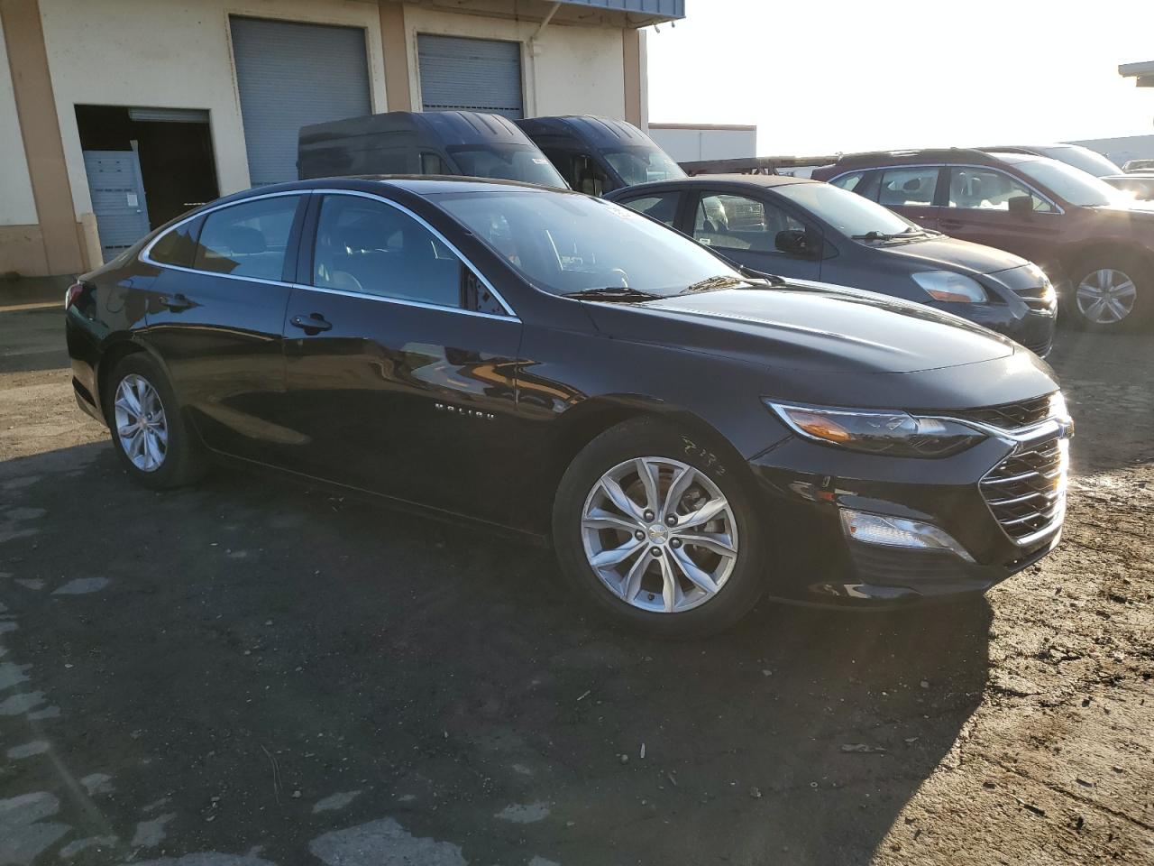 2022 Chevrolet Malibu - Image 4