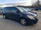 2010 Volkswagen Routan Se продається в West Warren, MA - Rear End