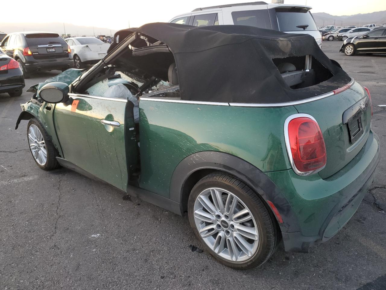 VIN WMW43DL09R3S02856 2024 MINI COOPER no.2