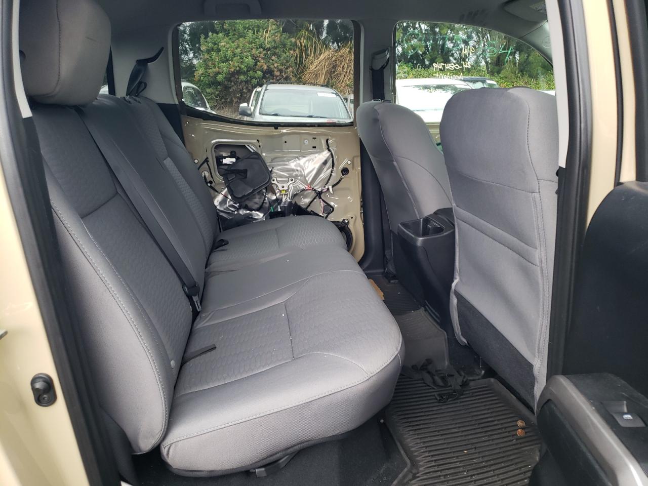 2017 Toyota Tacoma - Image 11