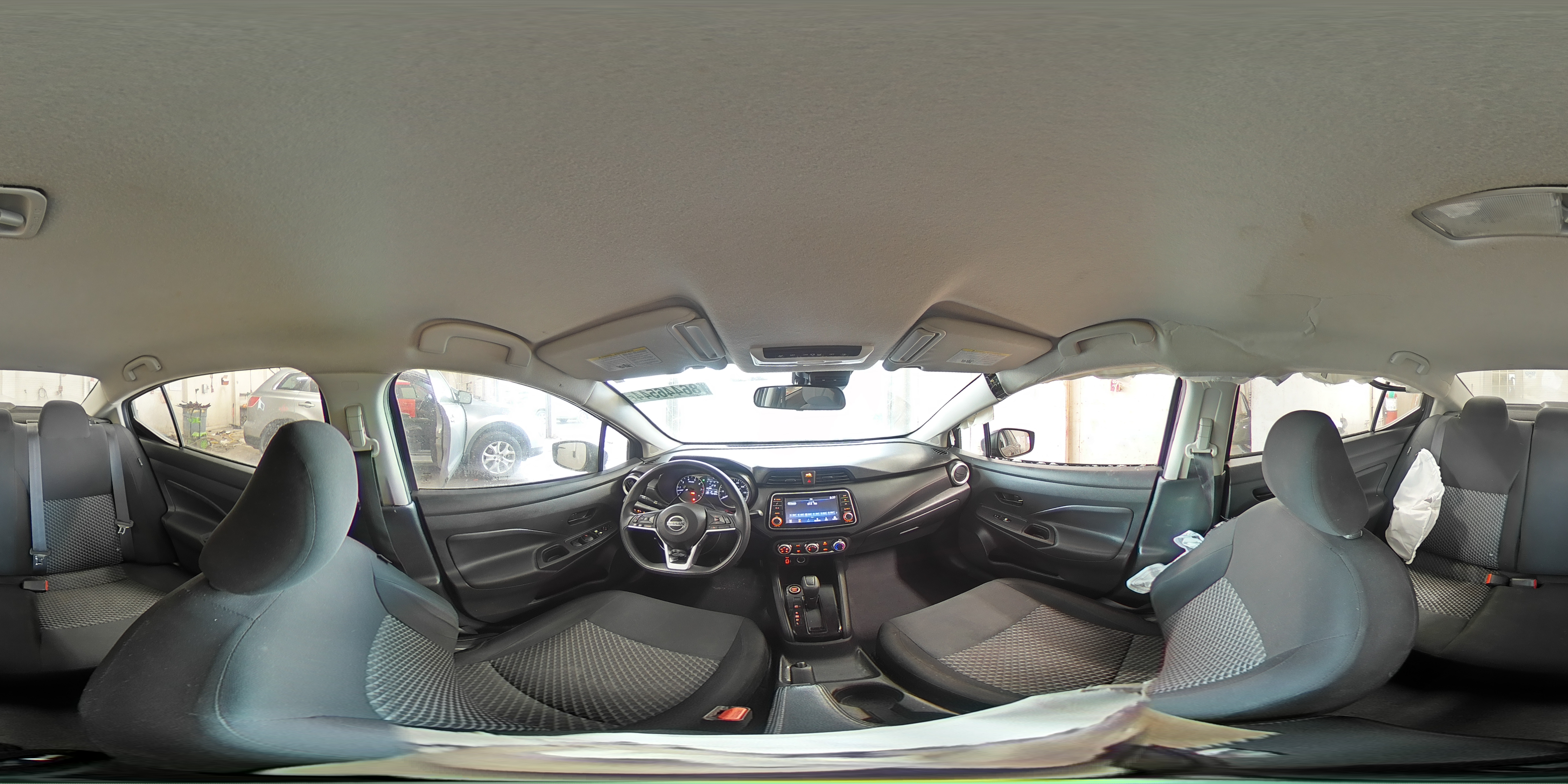 2021 Nissan Versa - Image 14