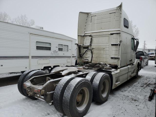 2017 VOLVO VN VNL