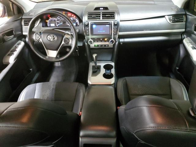  TOYOTA CAMRY 2014 Czerwony