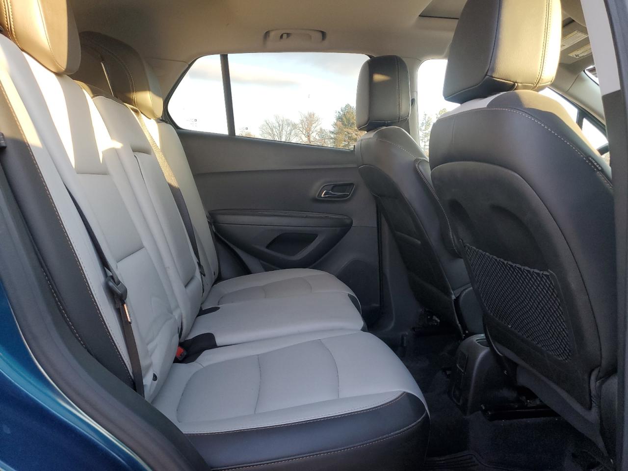 2020 Chevrolet Trax - Image 11
