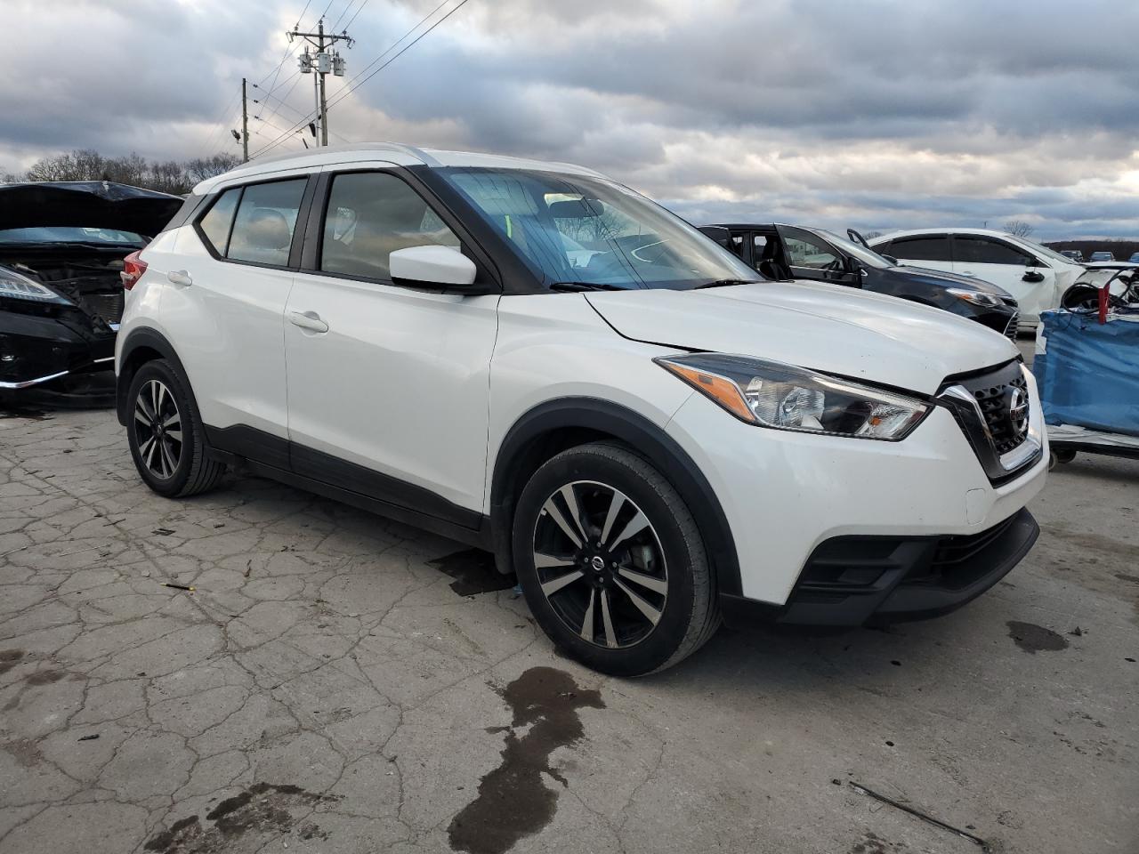 VIN 3N1CP5CU0KL472065 2019 NISSAN KICKS no.4