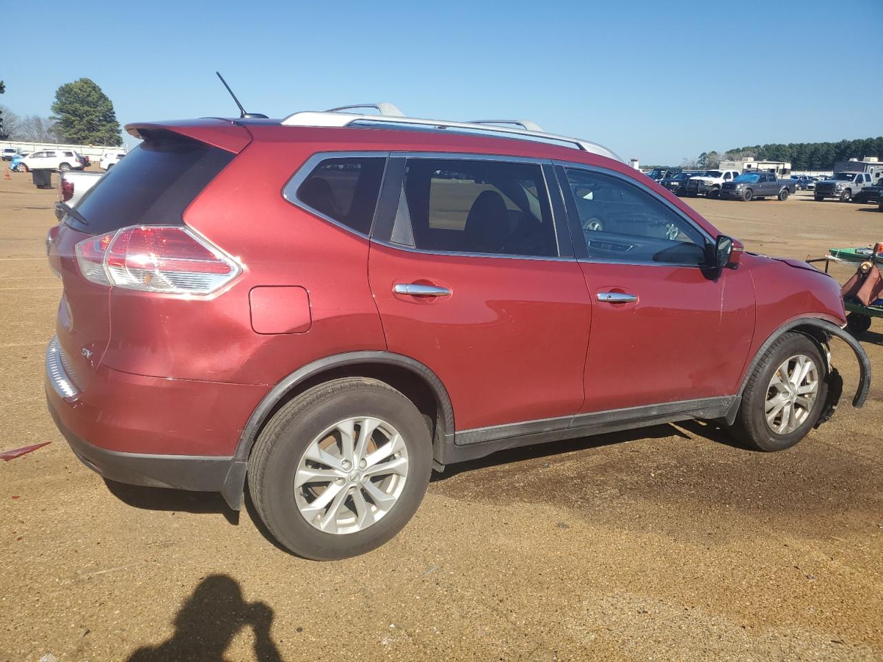 VIN KNMAT2MT2GP736256 2016 NISSAN ROGUE no.3