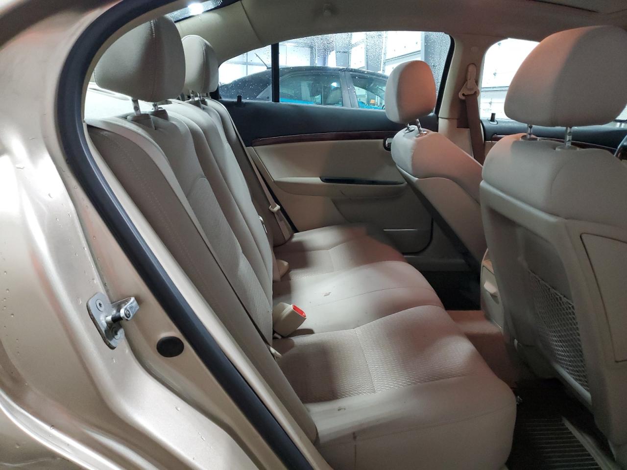 2008 Saturn Aura - Image 10