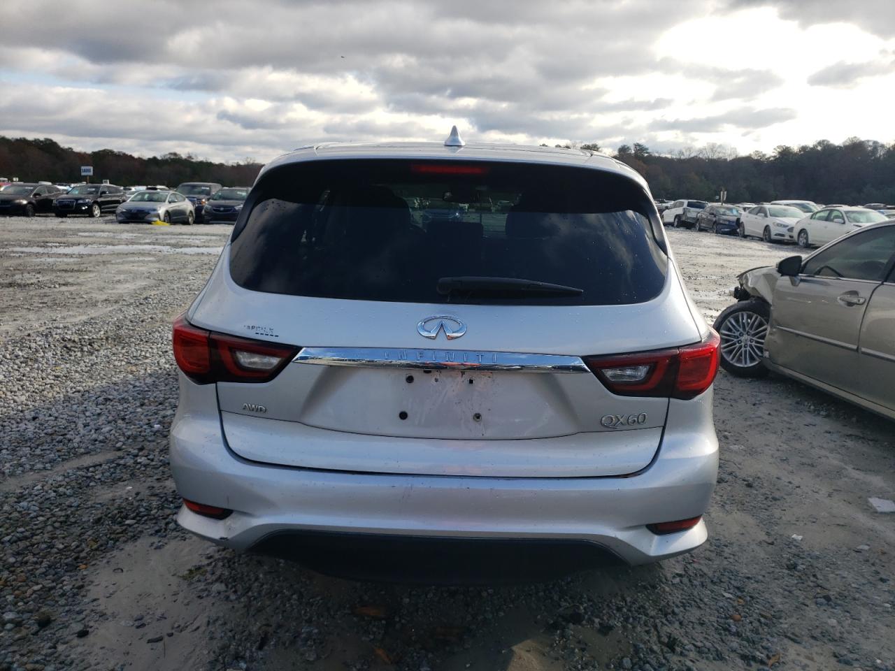 2020 Infiniti QX60 - Image 6
