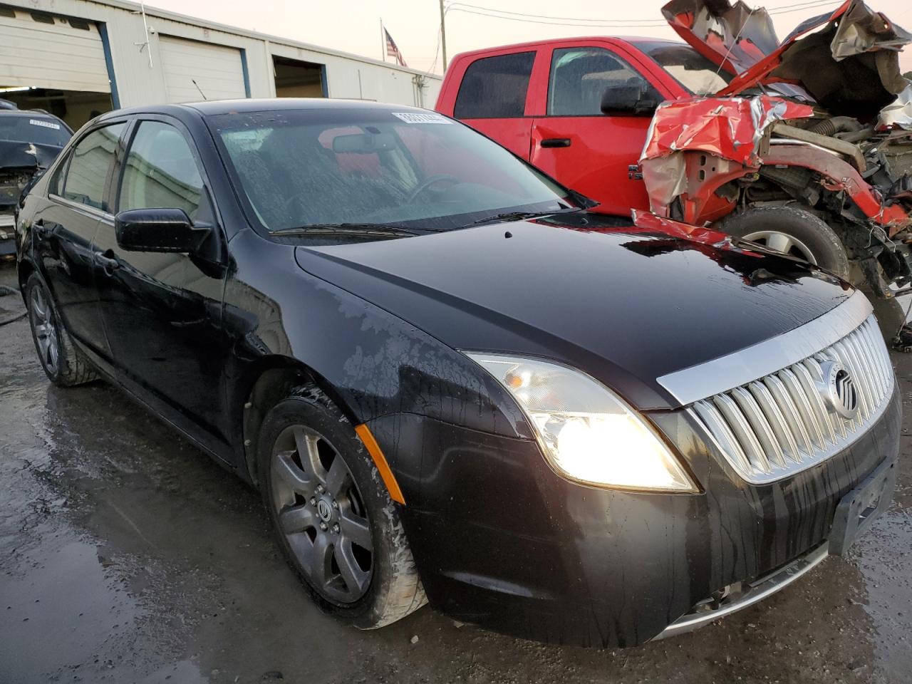 2010 Mercury Milan - Image 4