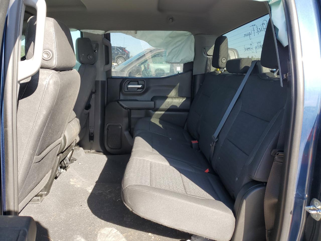2022 Chevrolet Silverado - Image 10