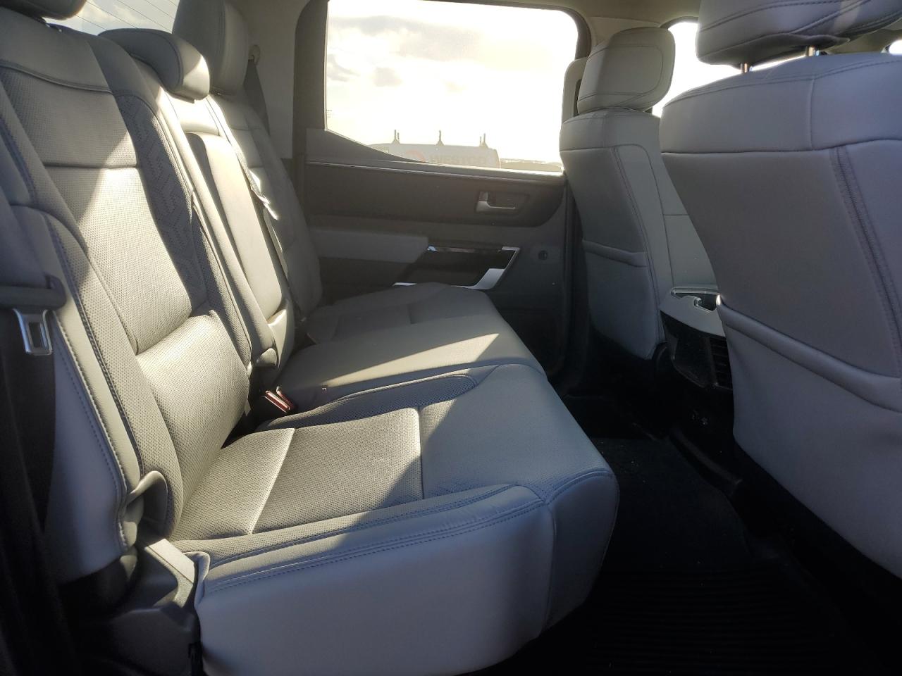 2023 Toyota Tundra - Image 10