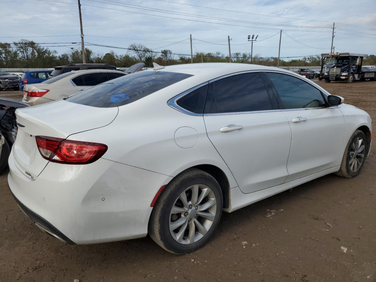 VIN 1C3CCCCGXFN584180 2015 CHRYSLER 200 no.3