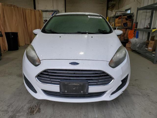  FORD FIESTA 2016 Белы