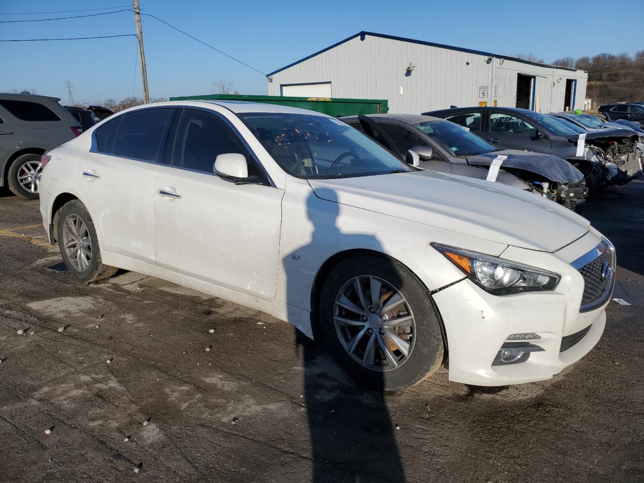 VIN JN1BV7AP0FM351462 2015 INFINITI Q50 no.4