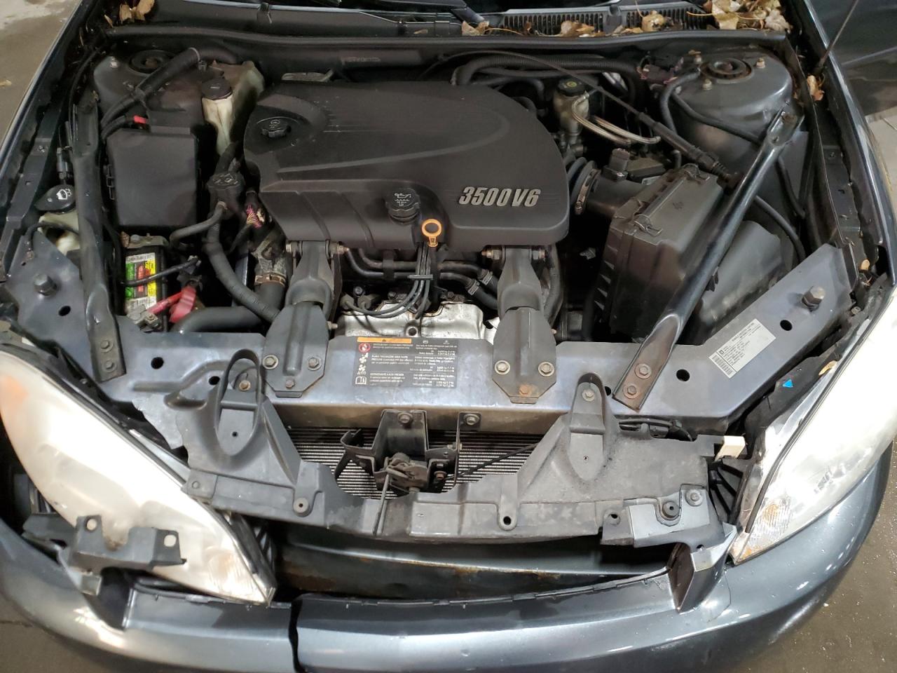 2011 Chevrolet Impala - Image 11