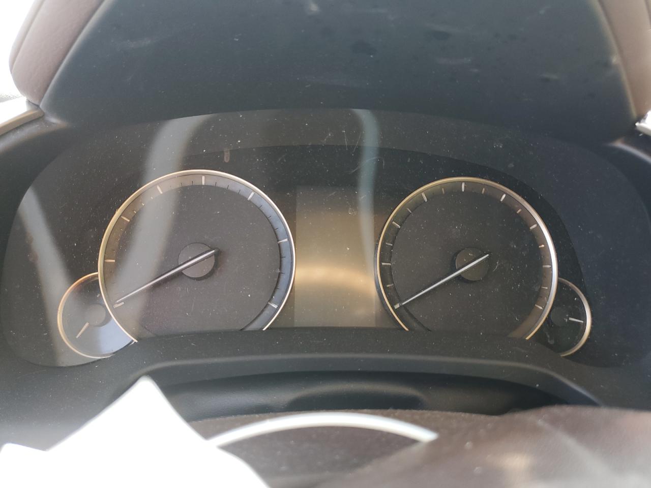 2020 Lexus RX - Image 9