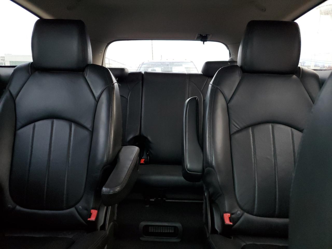 2012 Buick Enclave - Image 10