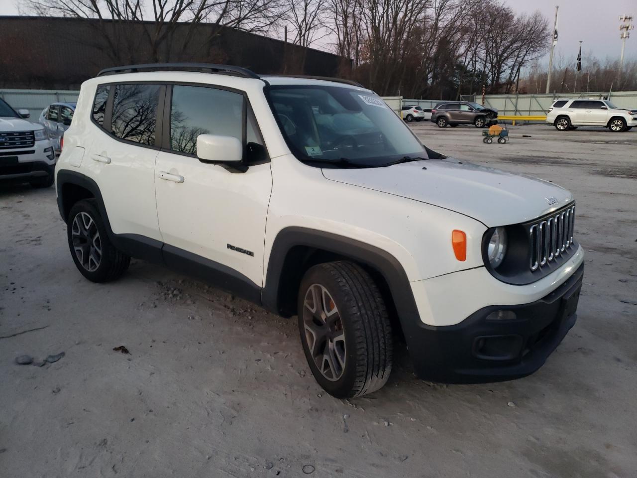 VIN ZACCJBBT0FPB96716 2015 JEEP RENEGADE no.4