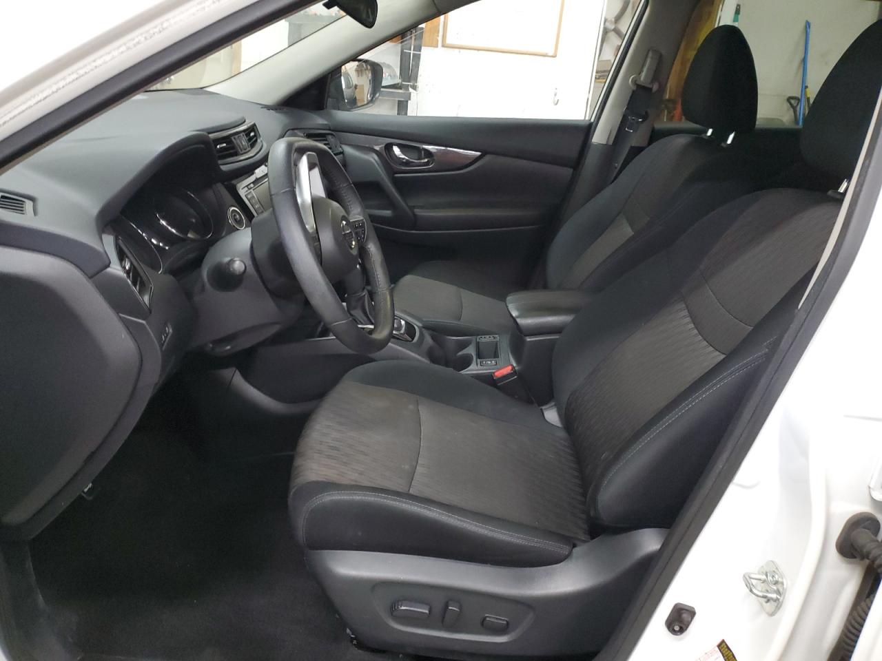 2019 Nissan Rogue - Image 7