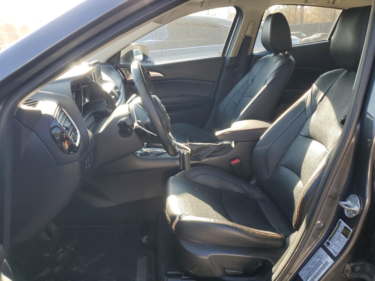 2014 Mazda 3 - Image 7
