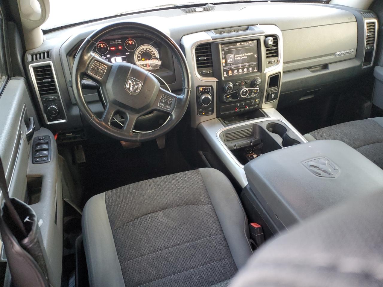 2016 RAM 1500 - Image 8