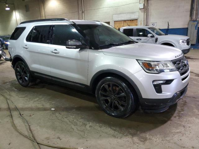  FORD EXPLORER 2019 Srebrny