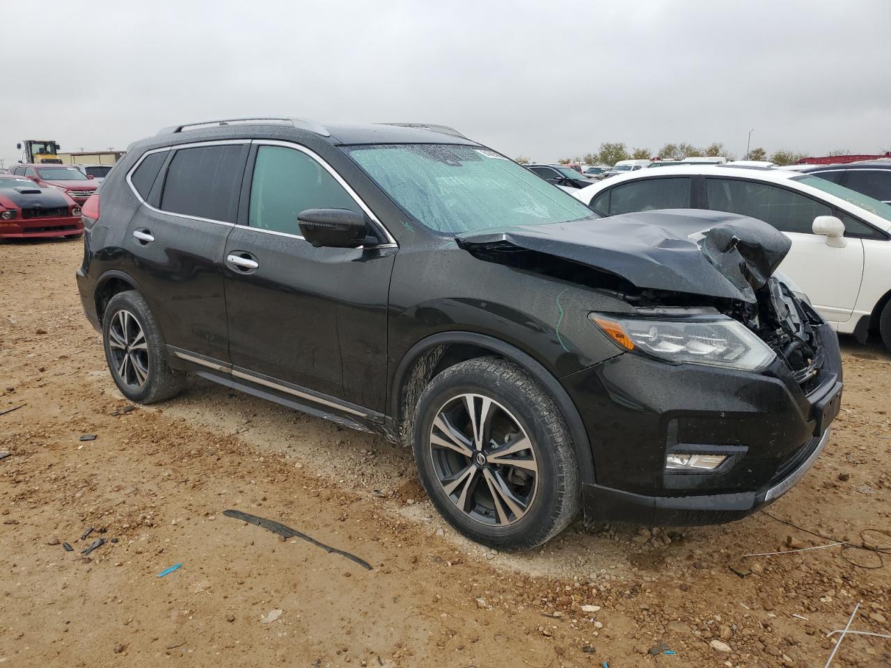 VIN 5N1AT2MV7HC858357 2017 NISSAN ROGUE no.4