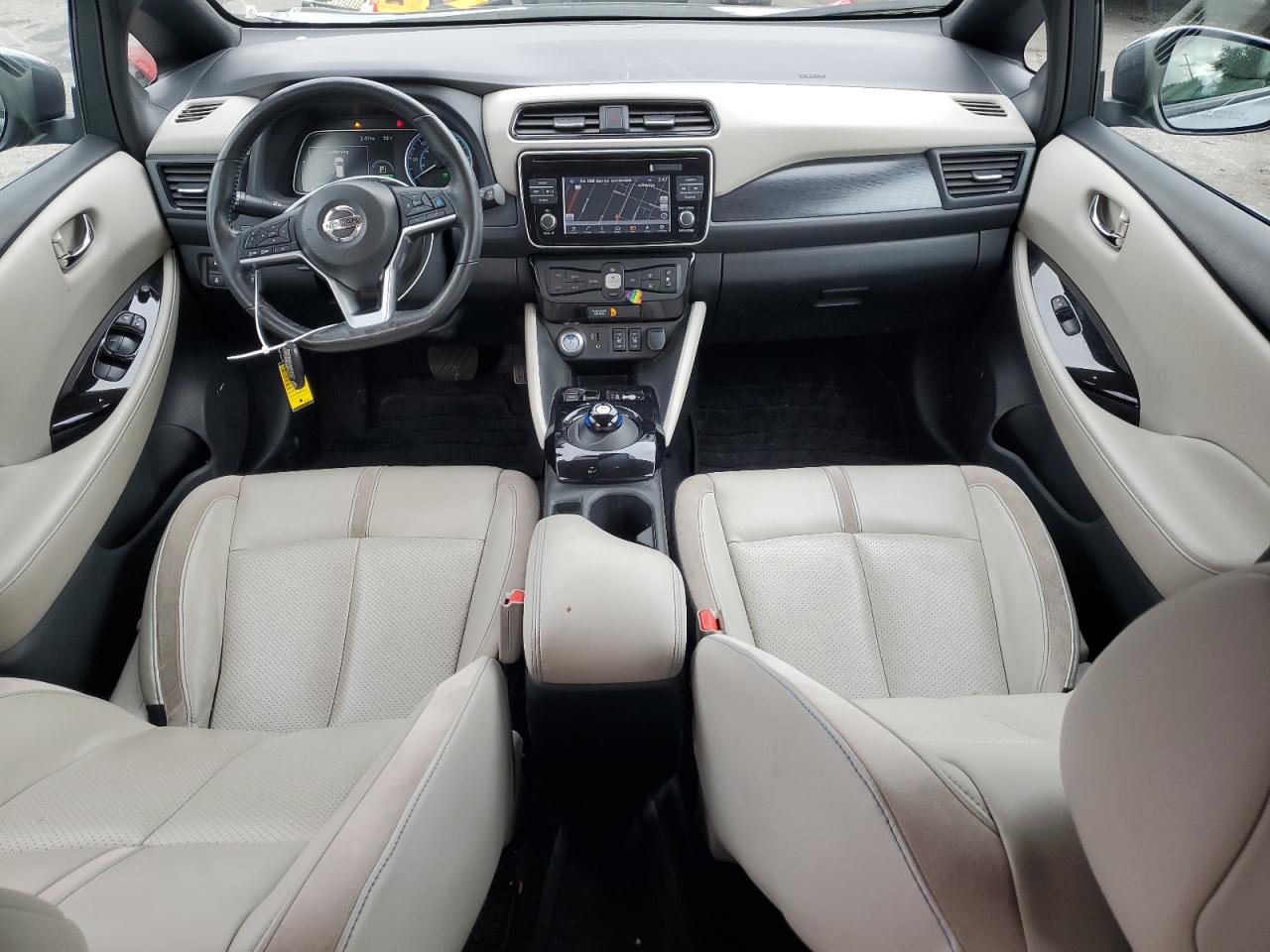 2018 Nissan Leaf - Image 8