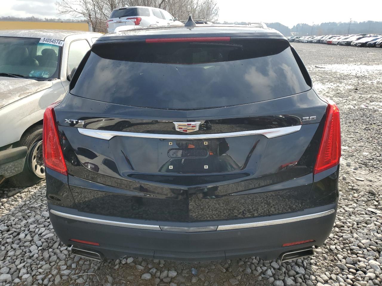 2017 Cadillac XT5 - Image 6
