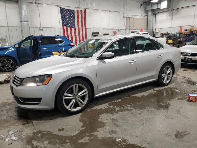  VOLKSWAGEN PASSAT 2014 Silver