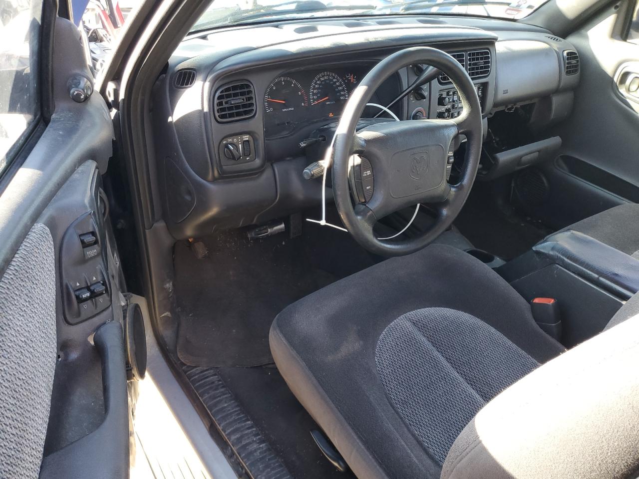 1999 Dodge Dakota VIN: 1B7GG22X1XS259059 Lot: 82173354