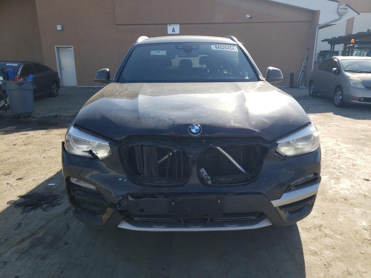 VIN 5UXTR9C51KLP93176 2019 BMW X3 no.5