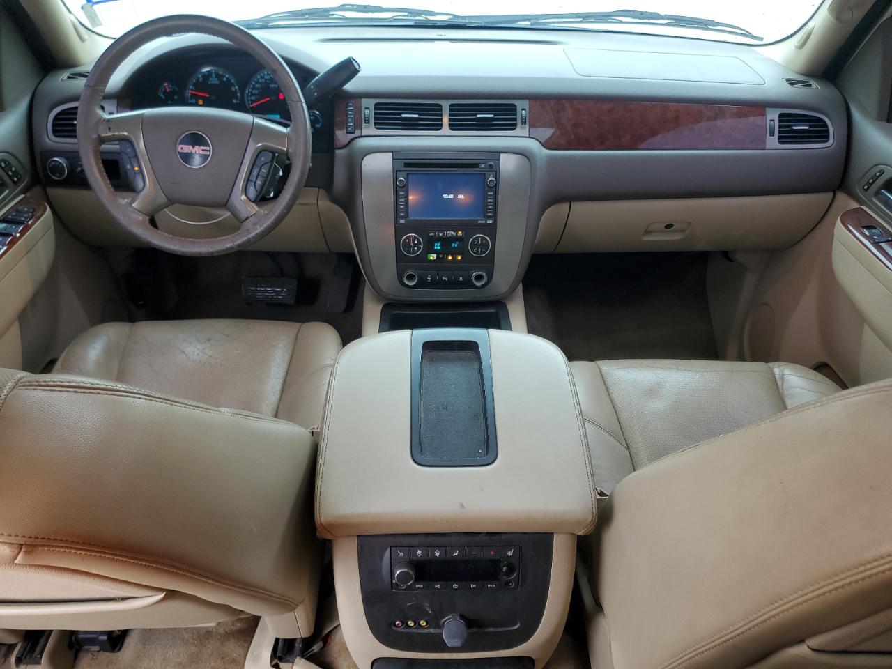 2010 GMC Yukon - Image 8