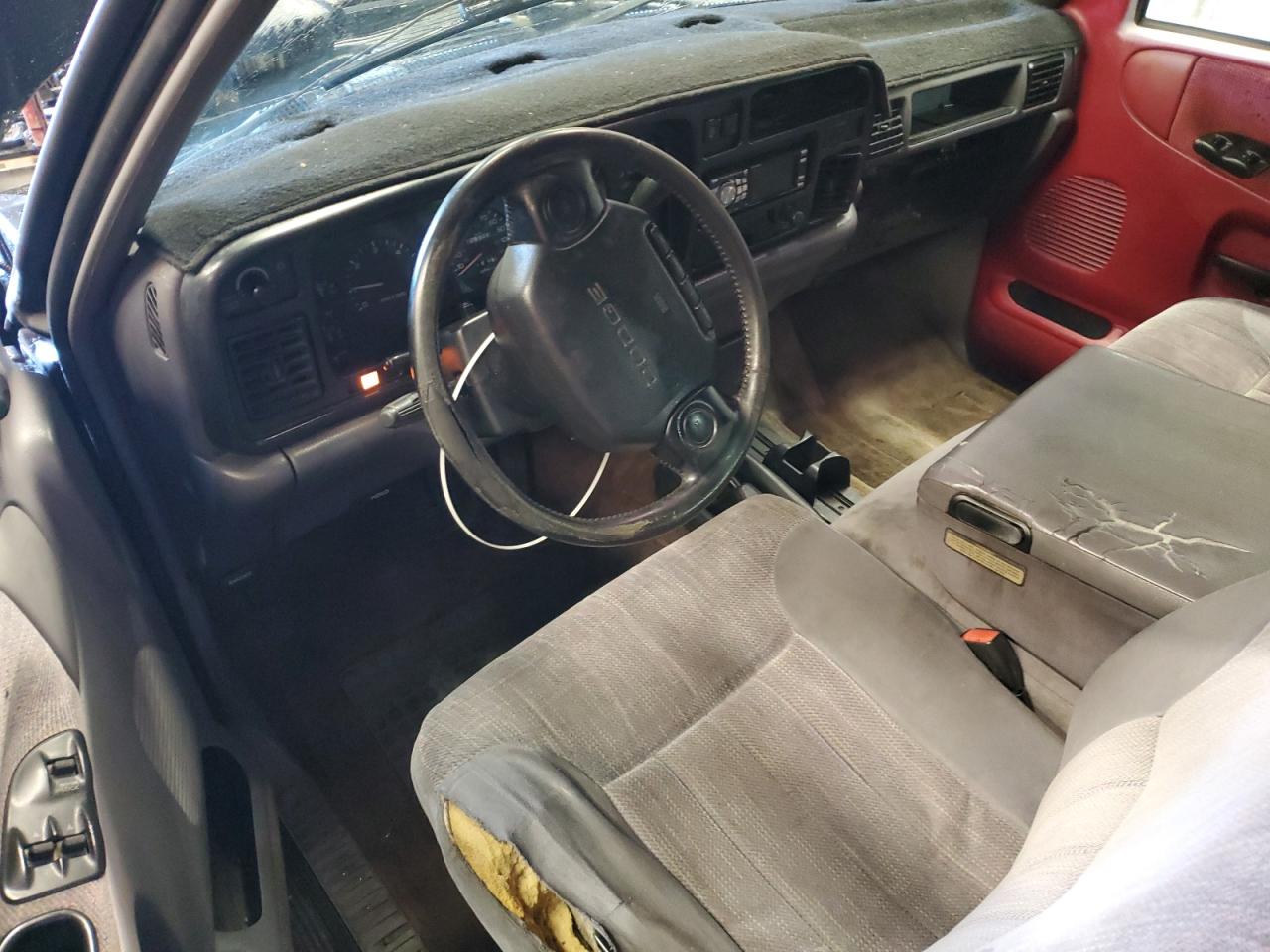 1997 Dodge Ram 1500 VIN: 3B7HF13Y7VG823620 Lot: 84500974