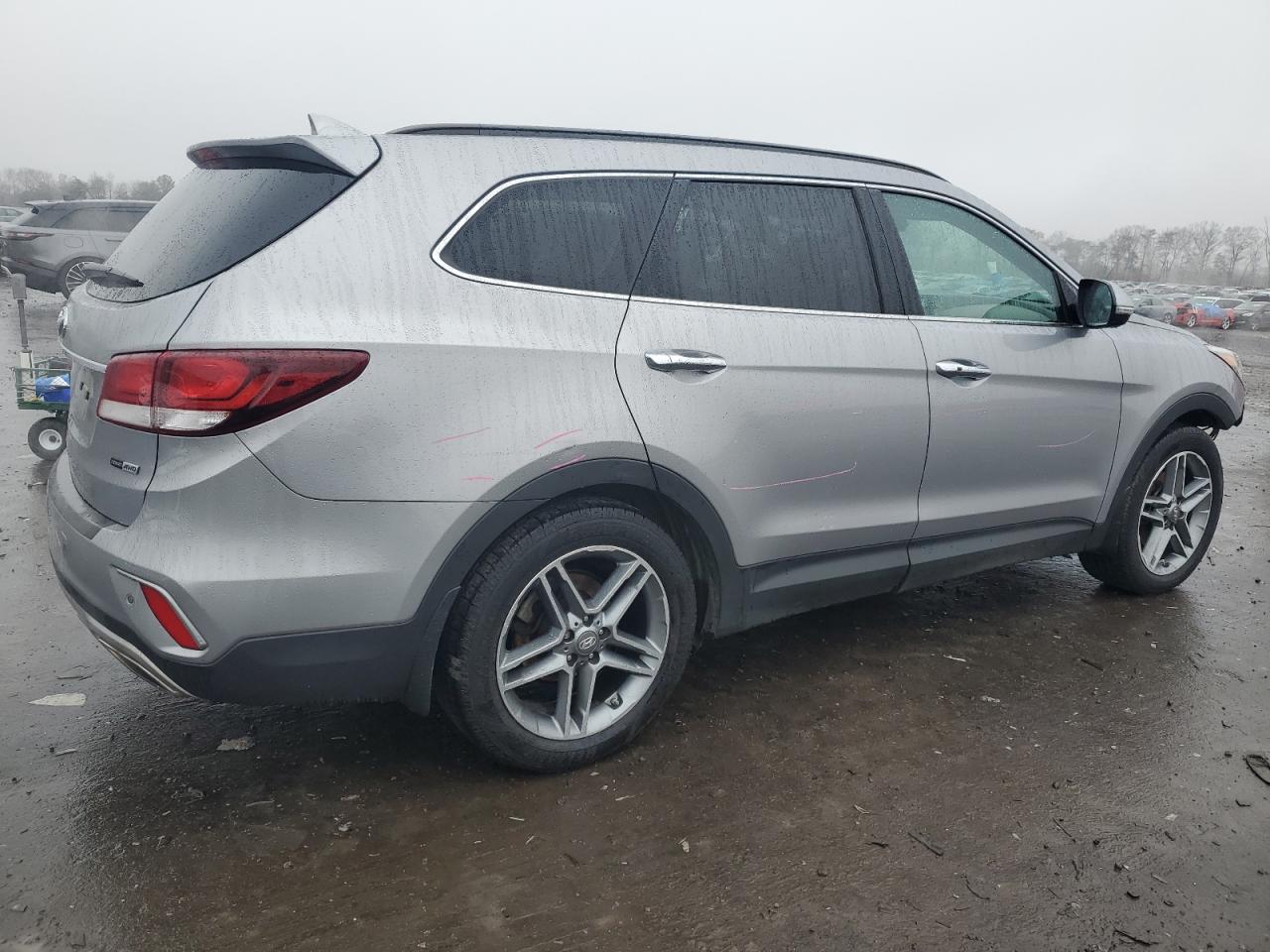 2017 Hyundai Santa Fe - Image 3