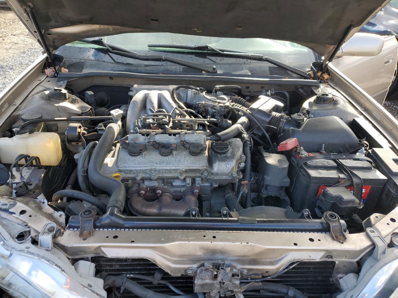 2000 Lexus ES - Image 11