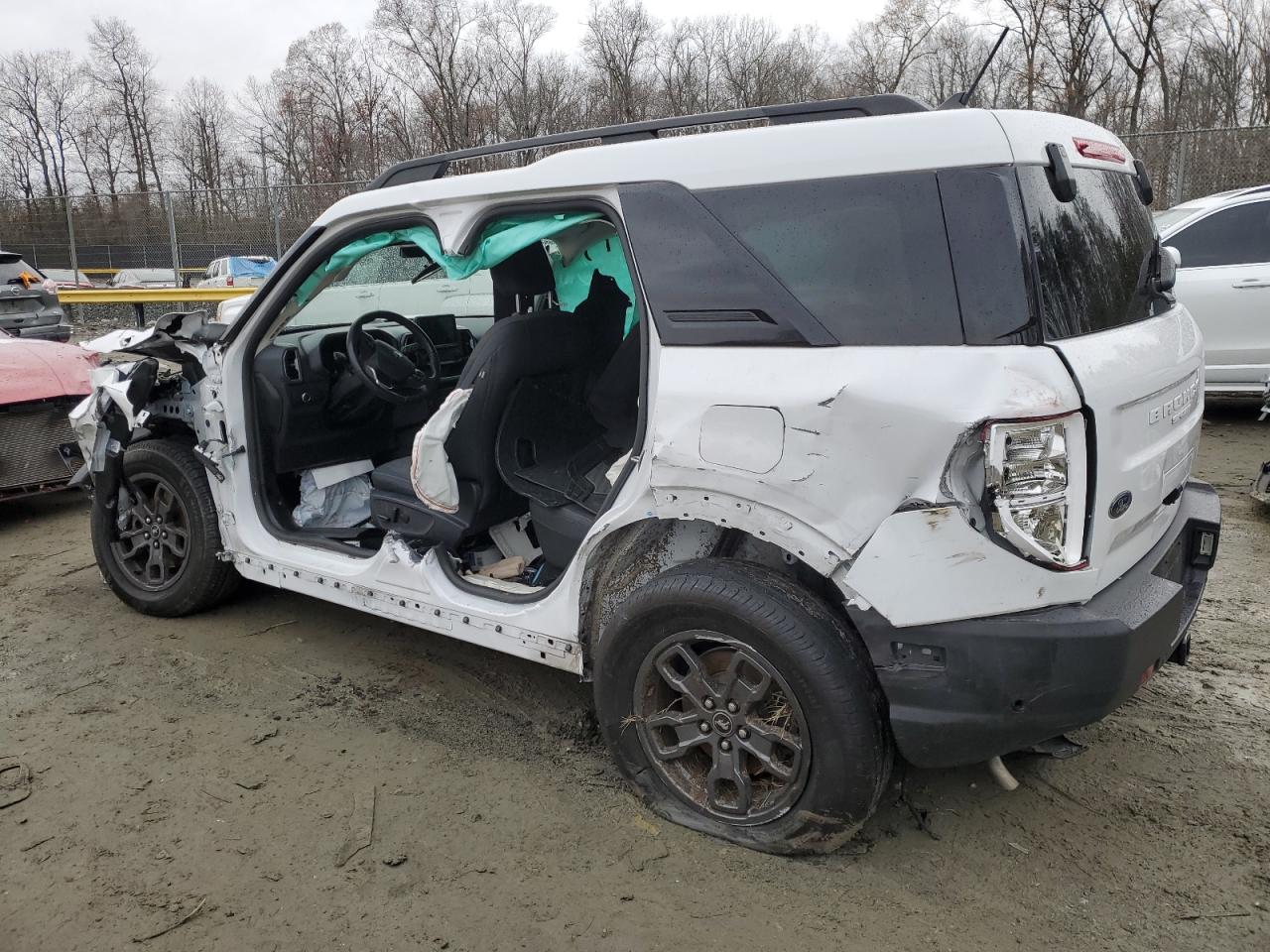 2022 Ford Bronco - Image 2