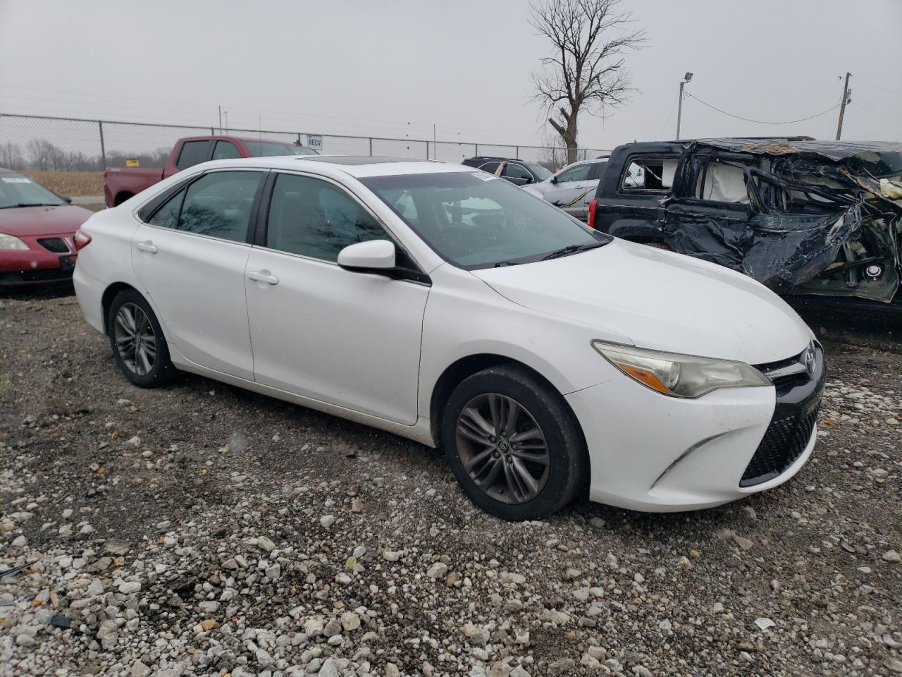 VIN 4T1BF1FK6GU123774 2016 TOYOTA CAMRY no.4