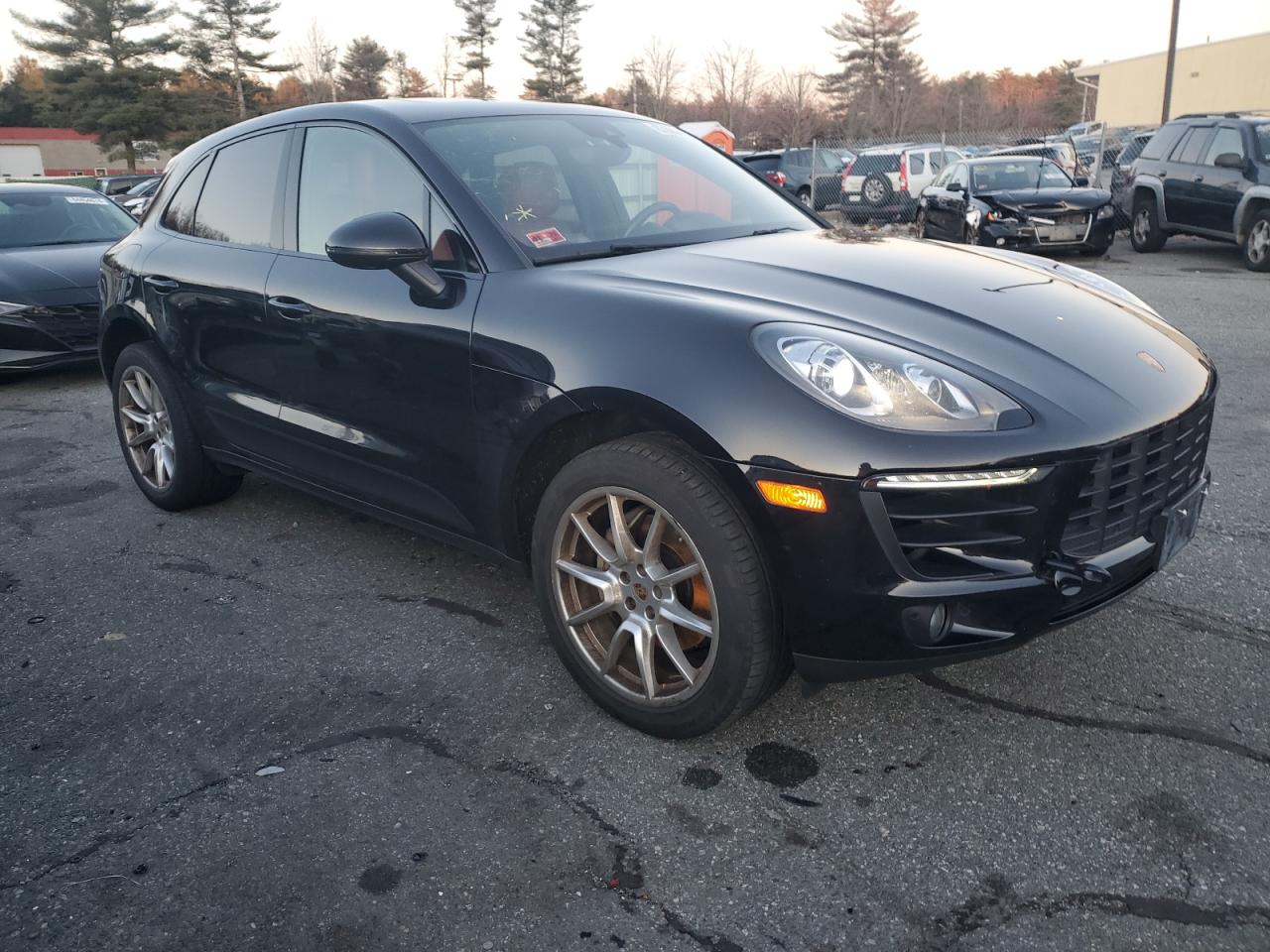 2017 Porsche Macan - Image 4