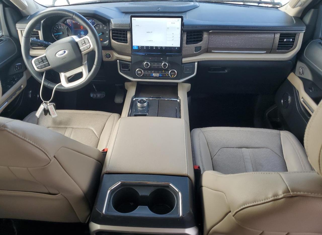 2022 Ford Expedition - Image 8
