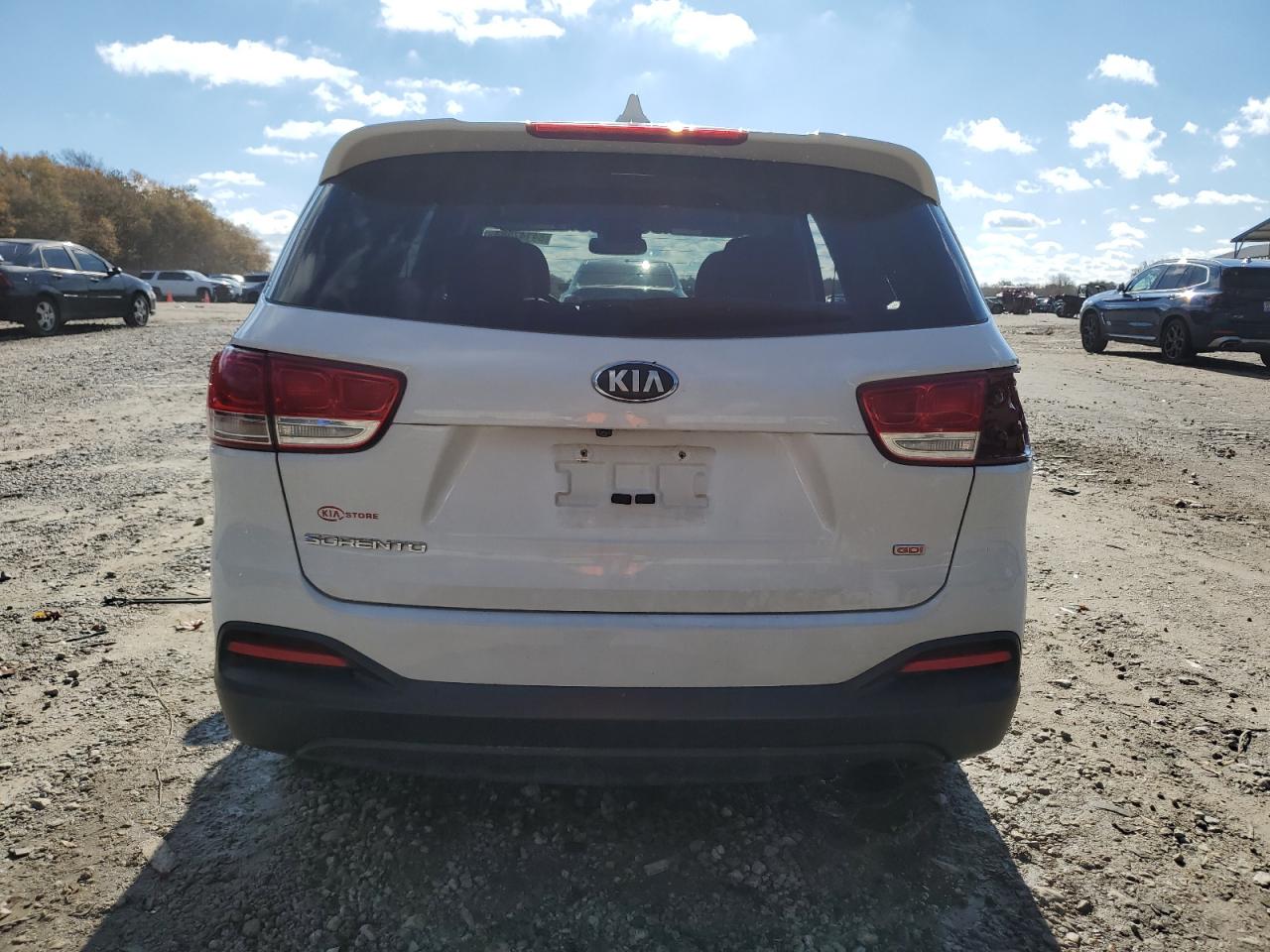 2018 Kia Sorento - Image 6