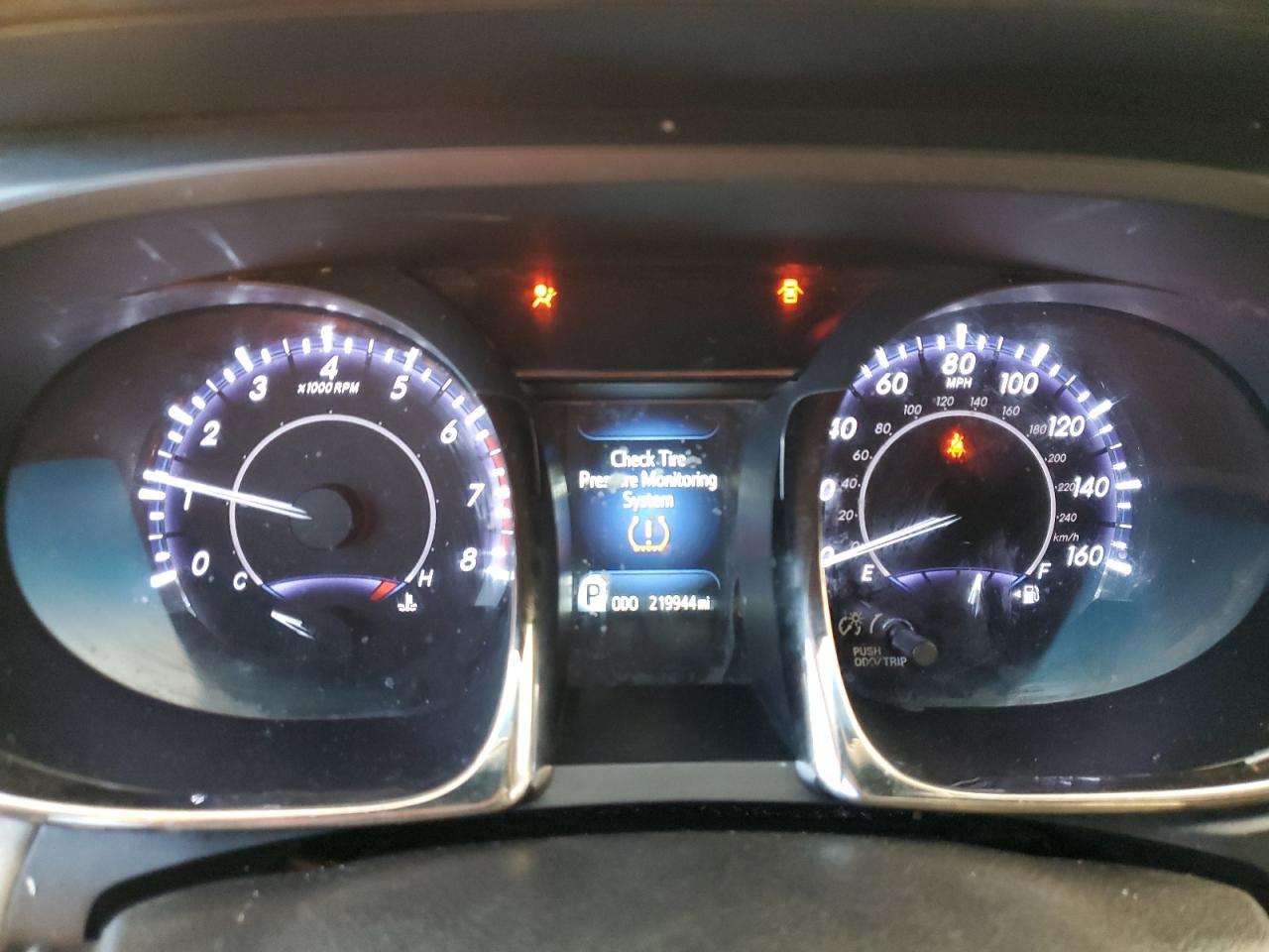 2014 Toyota Avalon - Image 9