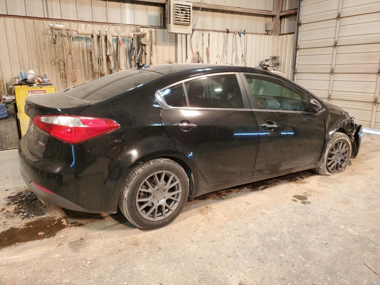 VIN KNAFX4A85E5049798 2014 KIA FORTE no.3