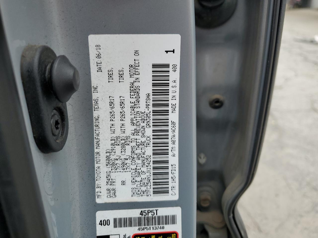 2018 Toyota Tacoma - Image 13