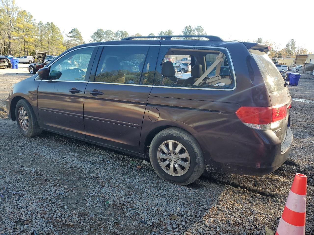 2009 Honda Odyssey - Image 2