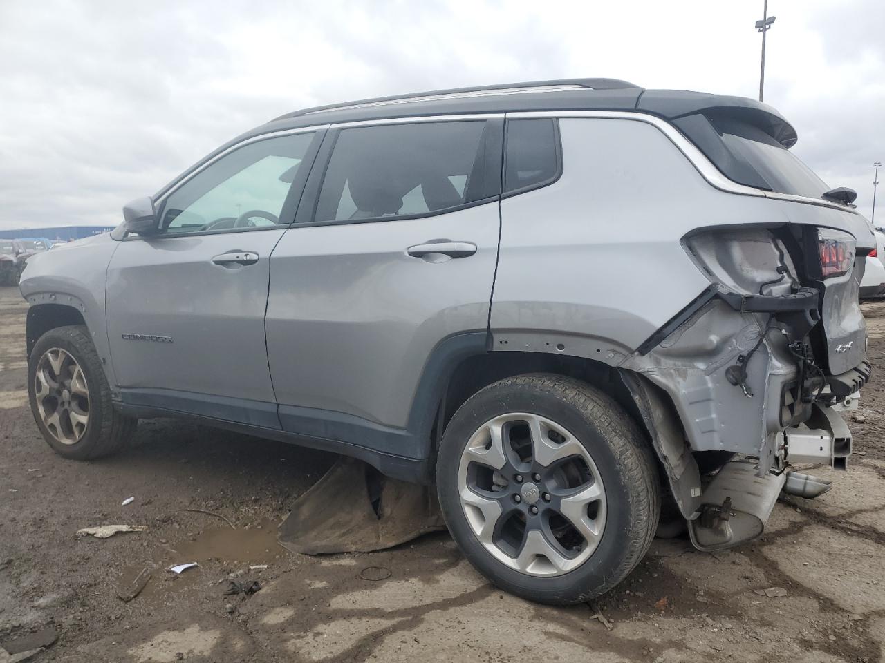 2018 Jeep Compass - Image 2
