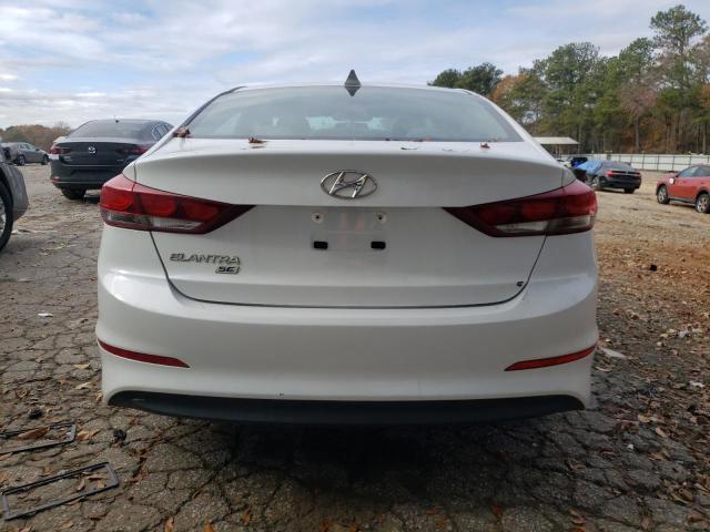 Sedans HYUNDAI ELANTRA 2017 Biały